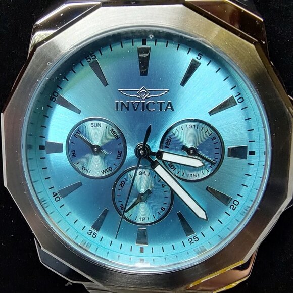 Invicta Speedway Model 48913 with Tiffany Blue Dial - Picture 2 of 7